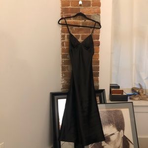 Zendaya cami slip dress 🖤 black satin
